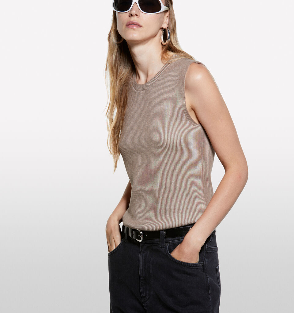 Beige knit vest - women's crew neck sweaters - Beige | Sisley image number 3